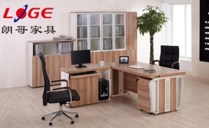 木質(zhì)辦公家具特點(diǎn)，快來(lái)了解一下。