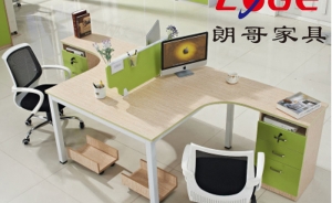 如何保養實木辦公家具呢？